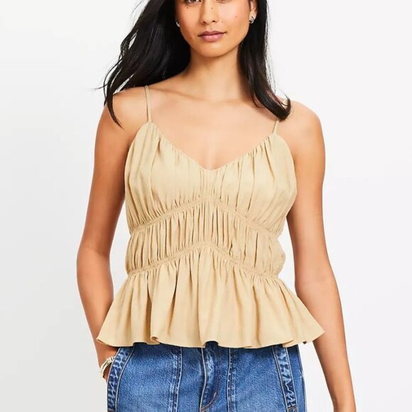 NWT Ann Taylor LOFT Smocked V-neck Peplum Cami in Soft Straw Neutral Women's M - Picture 1 of 8